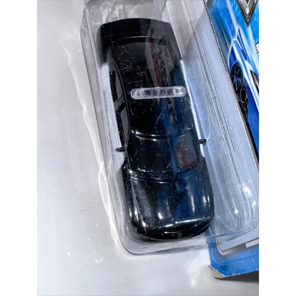 Maisto Fresh Metal Metro Police Car Die-Cast Black White 1/64 Scale 15044 NEW